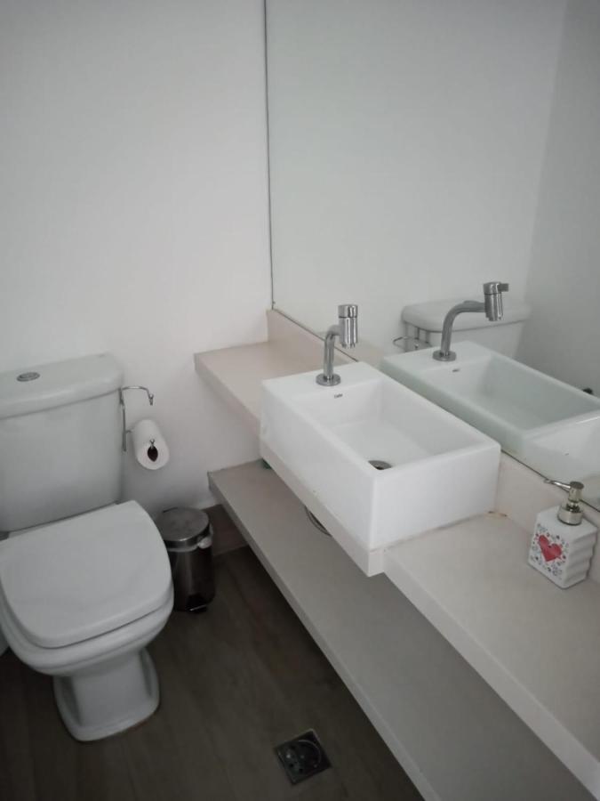 Excelente Apartamento Em Condominio Na Praia Das Asturias グァルジャー エクステリア 写真